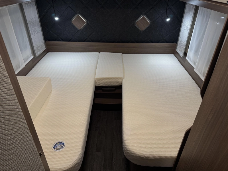 Tabbert Cazadora 495 HE enkele bedden / 2.000kg  foto: 10