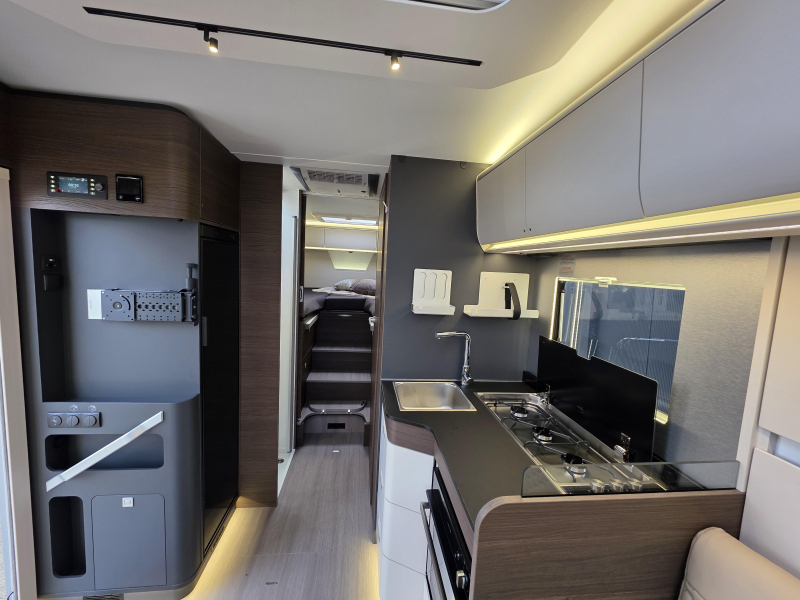 Adria Coral Supreme MB 670 DL  foto: 20