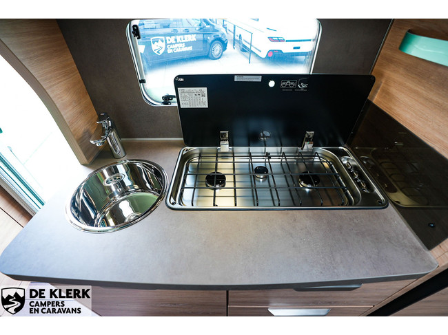 Knaus SUDWIND 580 QS 60 YEARS Campovolo grey 3 e stapelbed uniek foto: 9