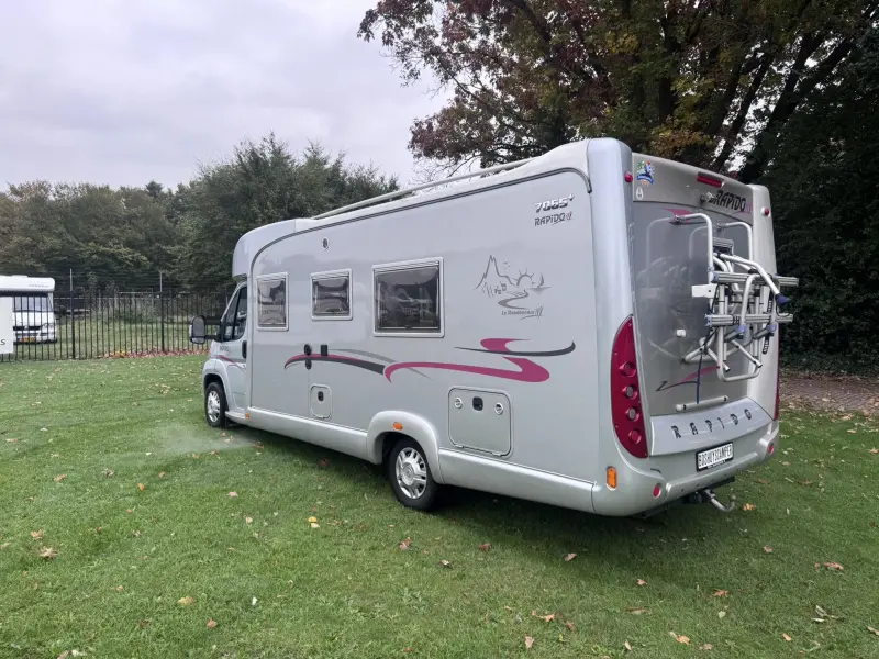 Rapido 7065+ F veel extra's accessoires  foto: 4