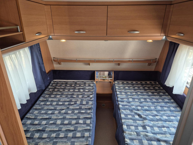 Knaus Sport 500EU enkele bedden, mover, schotel, airco VOL foto: 8