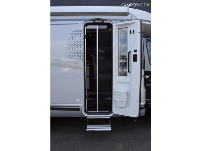 Hymer BMC-T 600 170pk Automaat | Lithium | Dieselverwarming | Lengtebedden | Uitrustingslijn Premium | Omvormer | SLC Chassis | Stoelv foto: 4