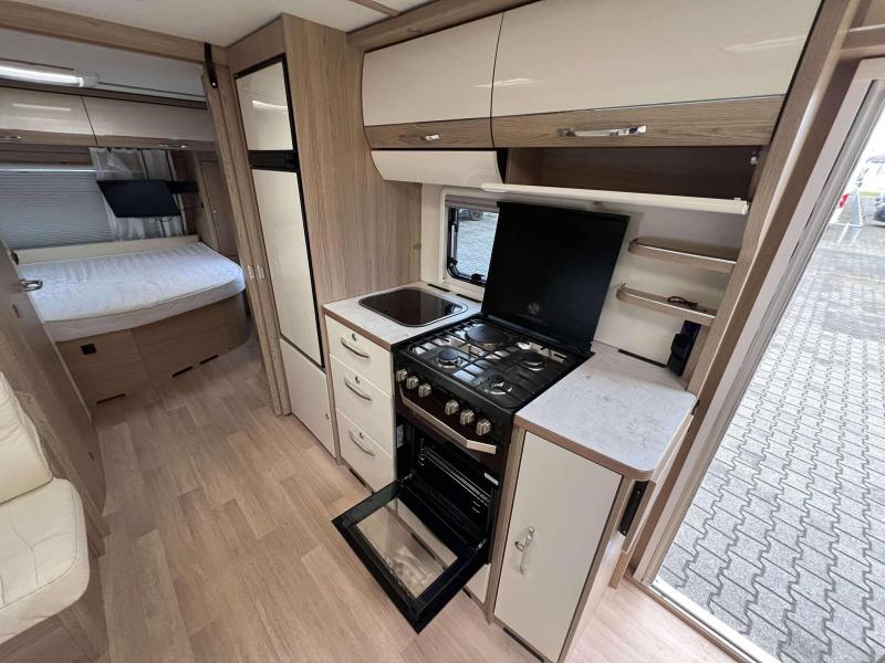 LMC Lord Brillant 650 DAKAIRCO & LUIFEL  foto: 7