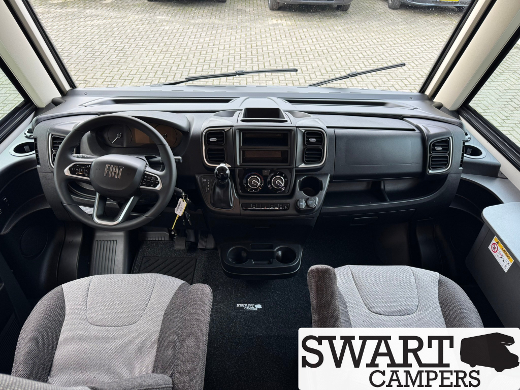 Knaus L!VE I 650 MEG photo: 9