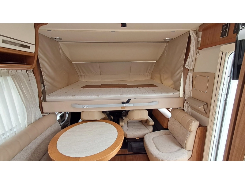 Hymer B 588 Airco / enkel bedden/ E&P  foto: 15