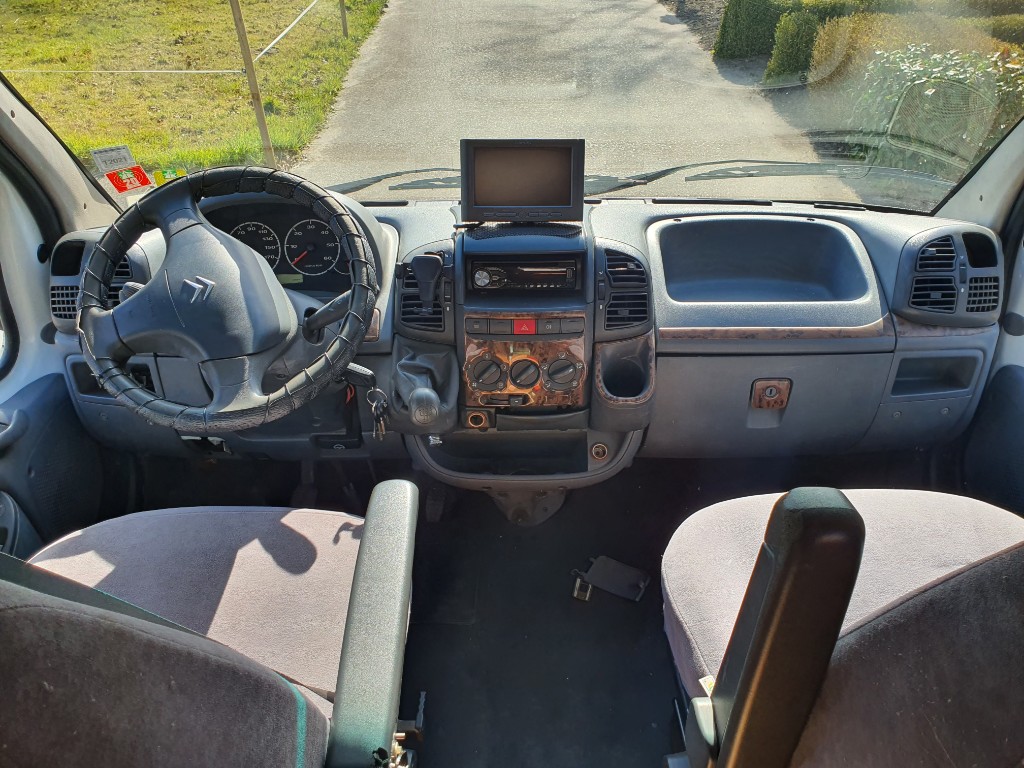 Citro&euml;n 2.2 hdi bus camper | roof air conditioning | cruise control photo: 4