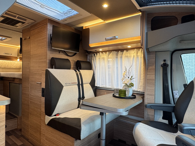 Weinsberg CaraCompact Pepper Edition 600 MEG 140 CV Euro 6 Fiat Ducato 8 **Camas individuales/Portabicicletas/Litio/Inversor/2x Smart TV/Navegador/C foto: 8