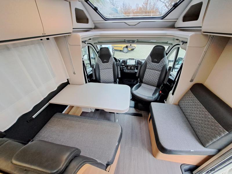 Adria Matrix 670 SL Axess Fiat 180 PK  foto: 6