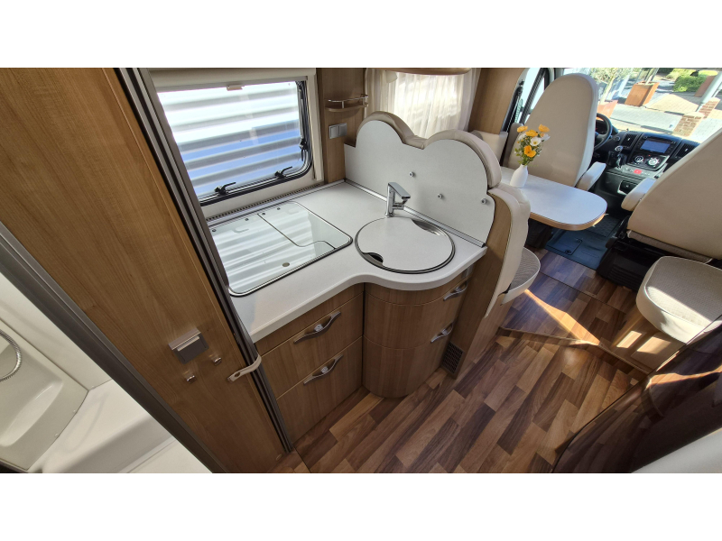 Hymer Tramp 678 Lengtebedden 150PK Heavy  foto: 14