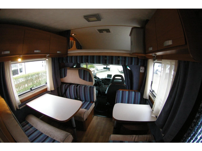 Elnagh Baron 47 D Dwars stapelbed, 2x airco  foto: 4