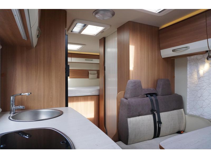 Eura Mobil Activa 690 HB  foto: 9