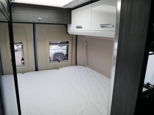 Benimar Benivan 145, Frigor&iacute;fico XXL, &iexcl;&iexcl;Cama transversal grande!! foto: 18