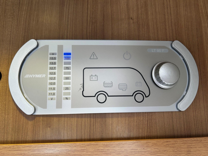 Hymer Tramp CL 698 Litio 150AH, llantas de aluminio nuevas foto: 22