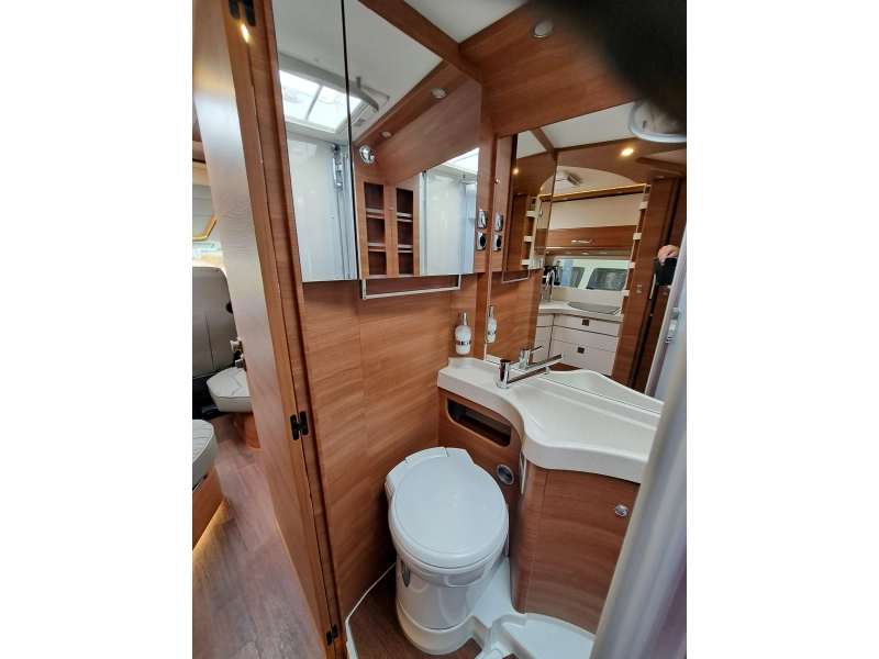 Carthago Chic C-Line I Full Options (3580KG)  foto: 11