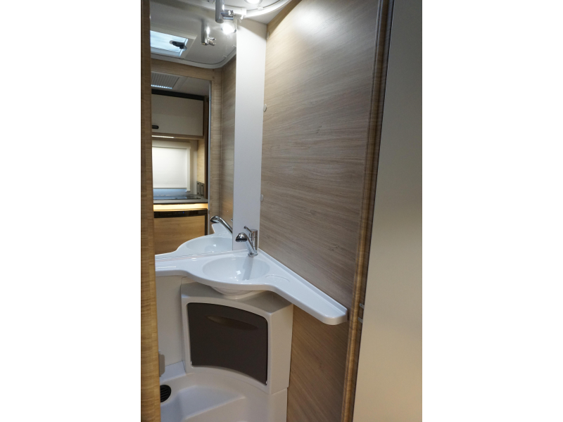 Caravelair Alba 462 peso m&aacute;ximo 1050/1300 kg foto: 11