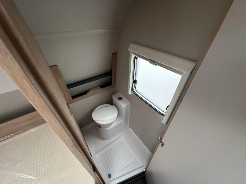 Knaus Sport 450 FU +1800kg+Plus pakket+Ambie  foto: 8