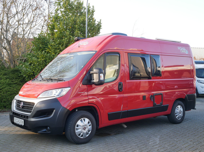 RoadCar (Grupo P&ouml;ssl) R540, 5.40 metros Buscamper, Busbiker foto: 2