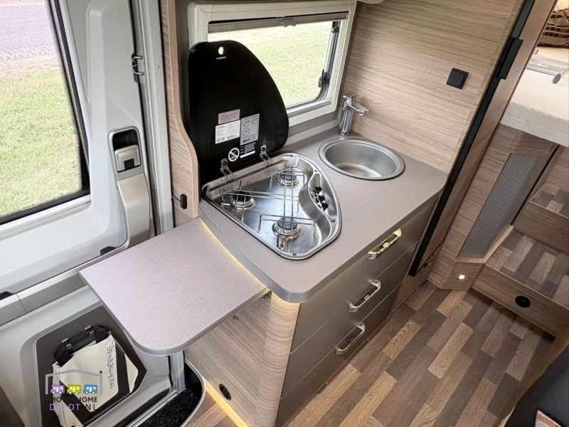 Weinsberg CaraCompact Suite 640 MEG  foto: 11