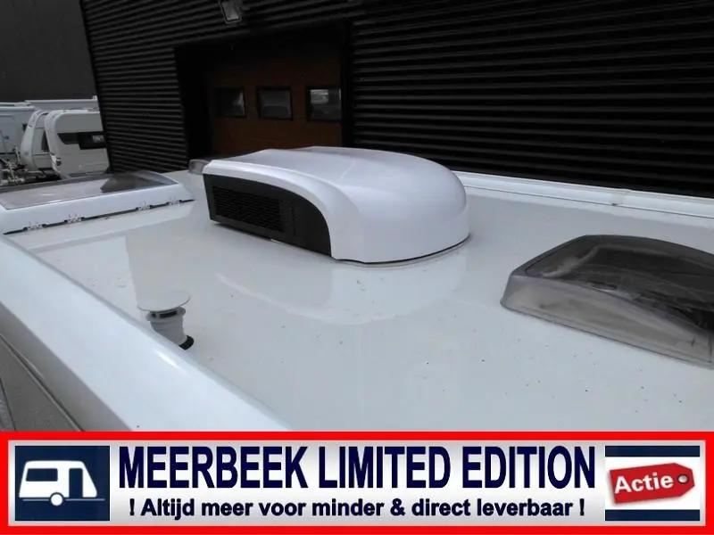 Hobby De Luxe 460 SFF 4049,=DISCOUNT MOVER+THULE photo: 5