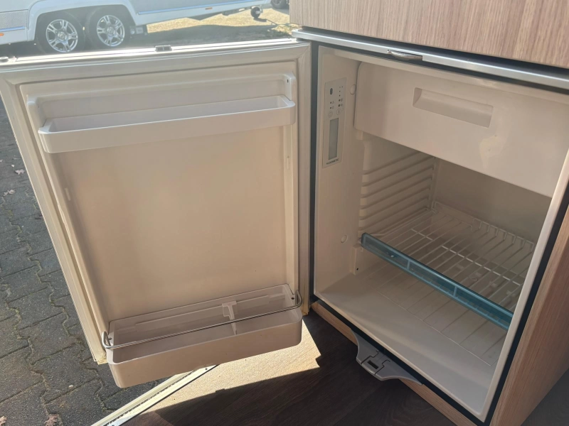 Roadcar R 600 Aire acondicionado, CruiseCtr, Toldo foto: 14