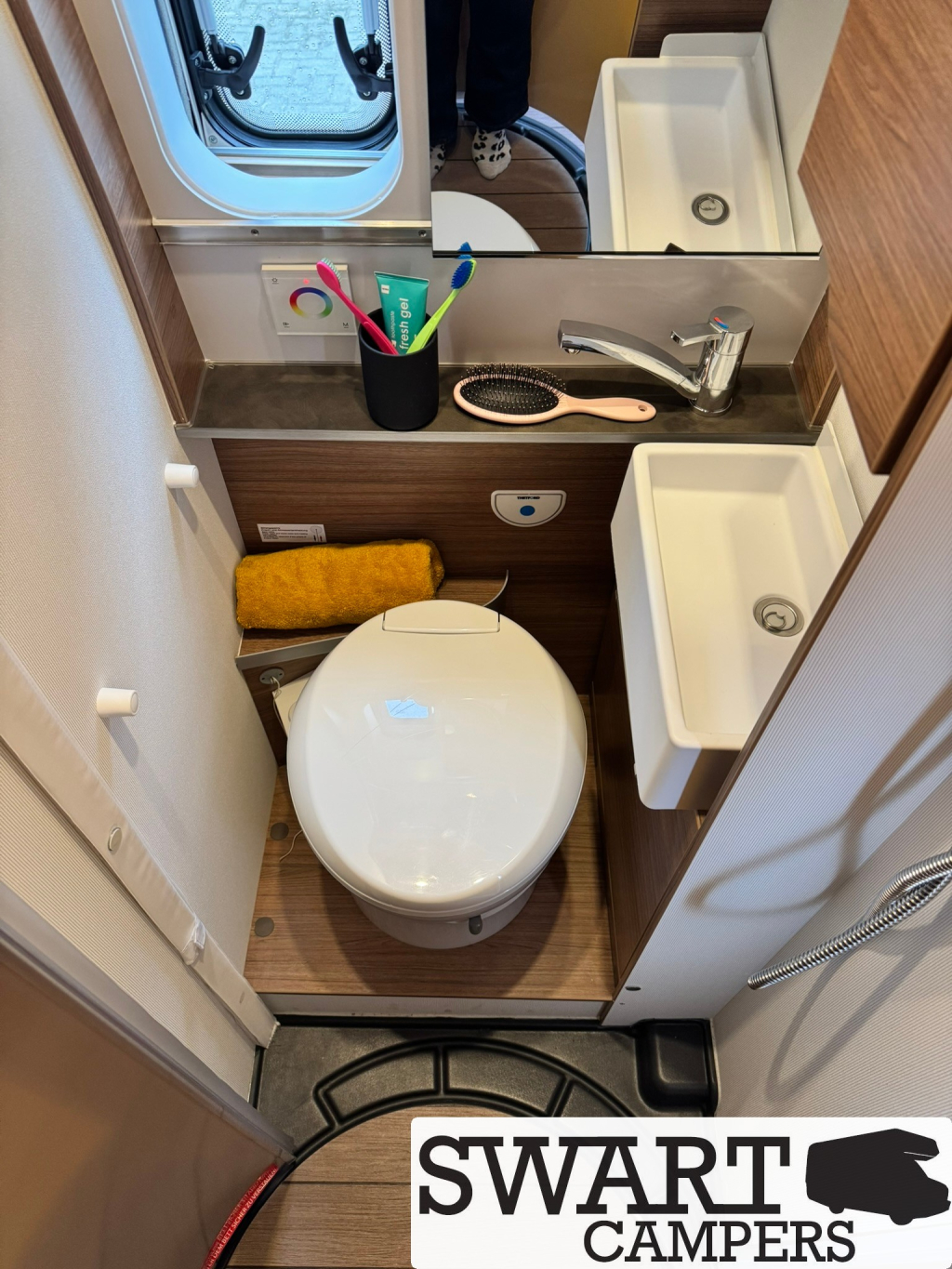 Knaus Boxlife 630 ME Lengtebedden 180 pk automaat foto: 15