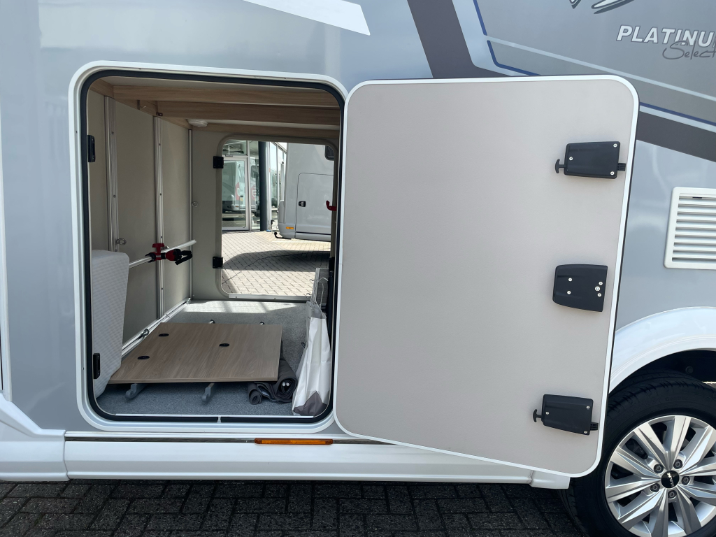Knaus PLATINUM 650 MEG SINGLE BEDS AUTOMATIC photo: 20