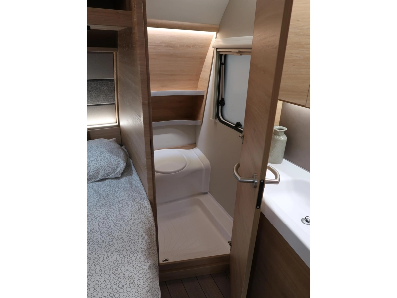 Knaus Sudwind 60 Years 450 FU  foto: 13