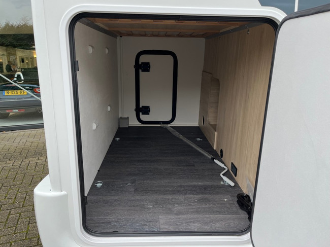 Chausson 697 S First Line 2.0 COMPACT ENKELE BEDDEN XXL GARAGE foto: 8