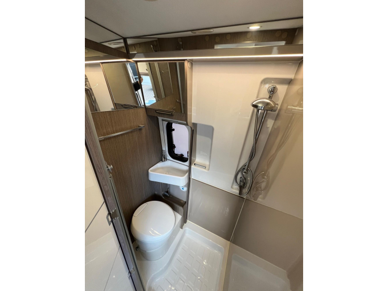 Chausson V697 VIP dakairco, busbiker,luifel  foto: 16