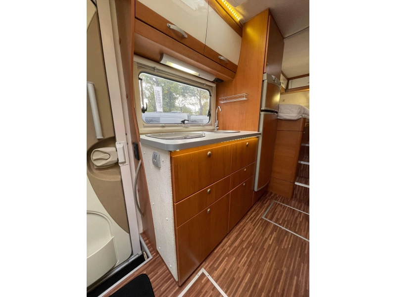 Karmann Ontario 725 TI Single Beds Air conditioning 2010 photo: 14