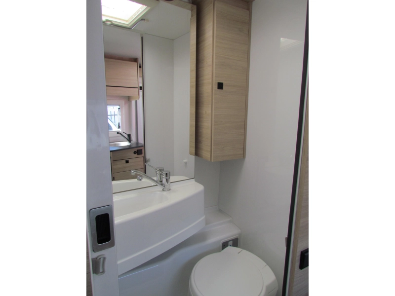 Chausson S697 Lengtebed, Webasto verw.  foto: 5