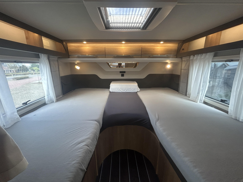 Knaus Sky Wave 60 Years 650 MEG Airco 230V, Zonnepaneel  foto: 16