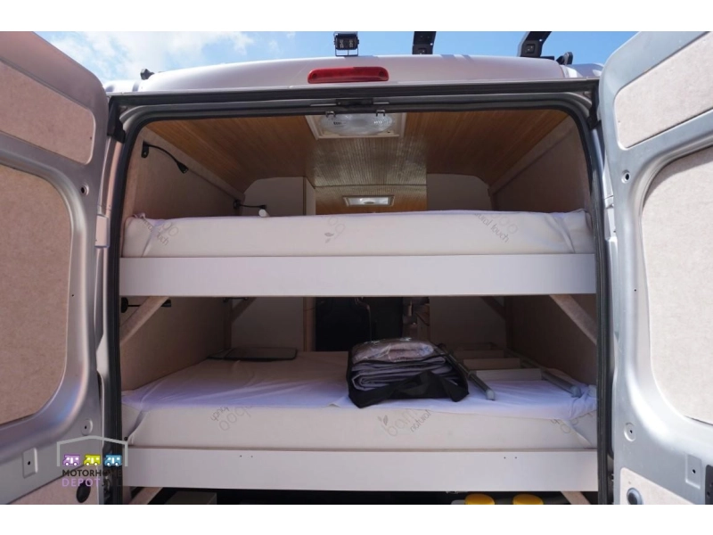 Peugeot Boxer 600 5 persoons  foto: 11