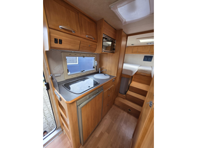 Adria Coral 660 SL Lengtebedden 2.8 AUTOMAAT  foto: 10