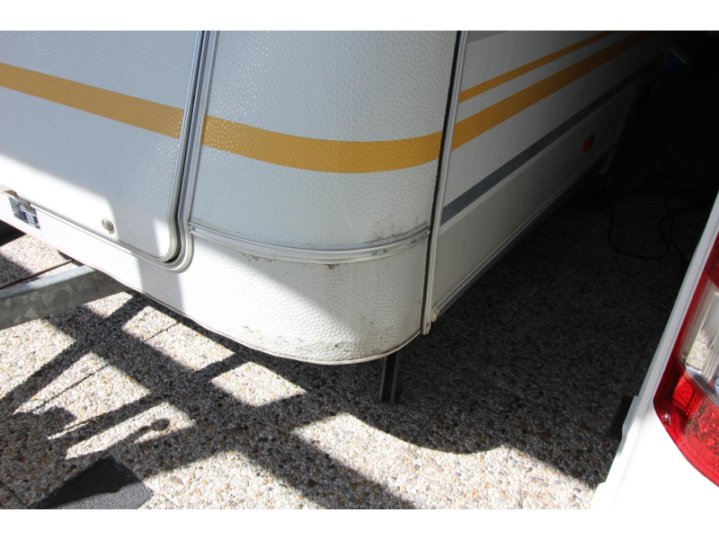 Knaus Sudwind 395 H Voortent  foto: 17
