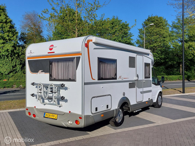 B&uuml;rstner Nexxo T660 140 PS Klimaanlage Neuer Motor/Turbo Franz&ouml;sisches Bett Foto: 7