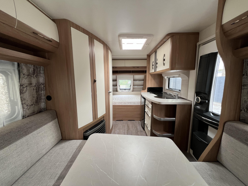 Hobby De Luxe 455 UF  foto: 2