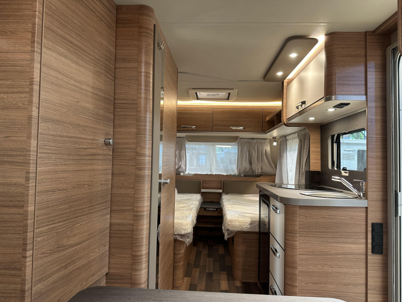 Weinsberg CaraOne Edition HOT 480 EU vloerverwarming | A69  foto: 19