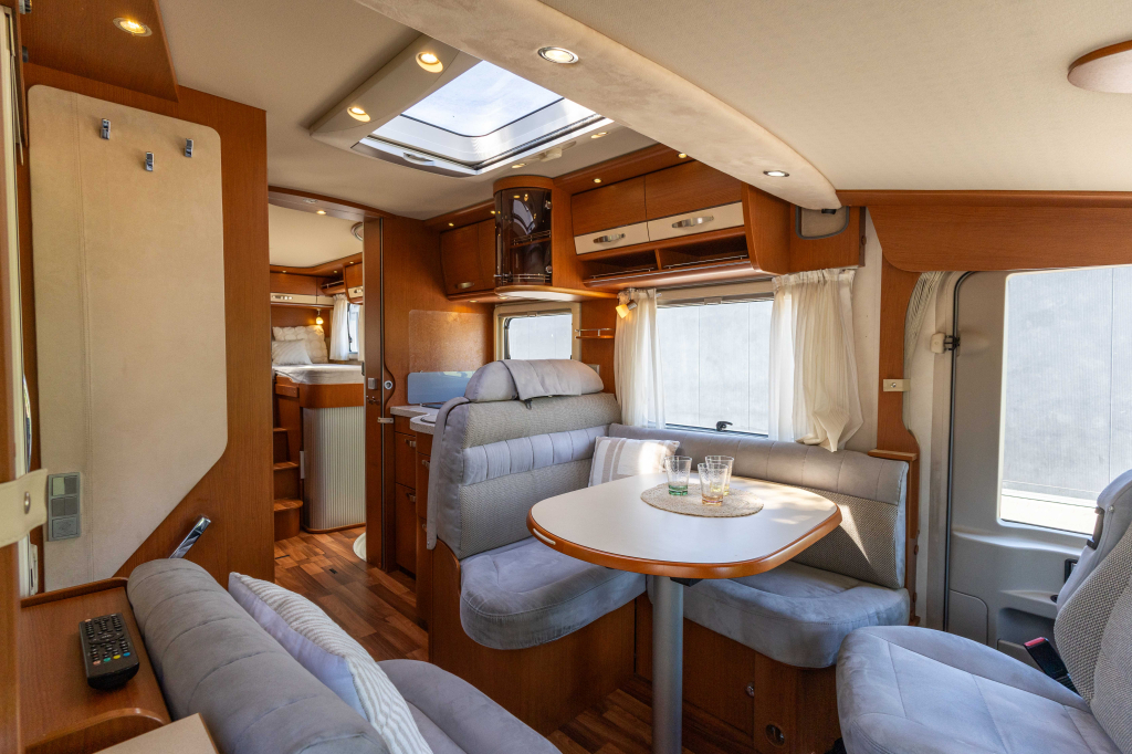 HYMER B 678 foto: 2