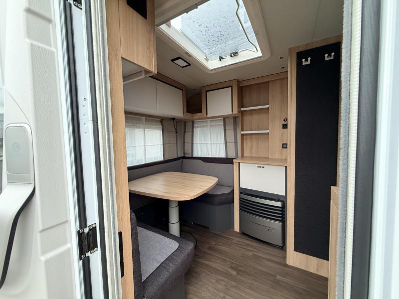 Knaus Sport 460 EU Enkele bedden  foto: 6