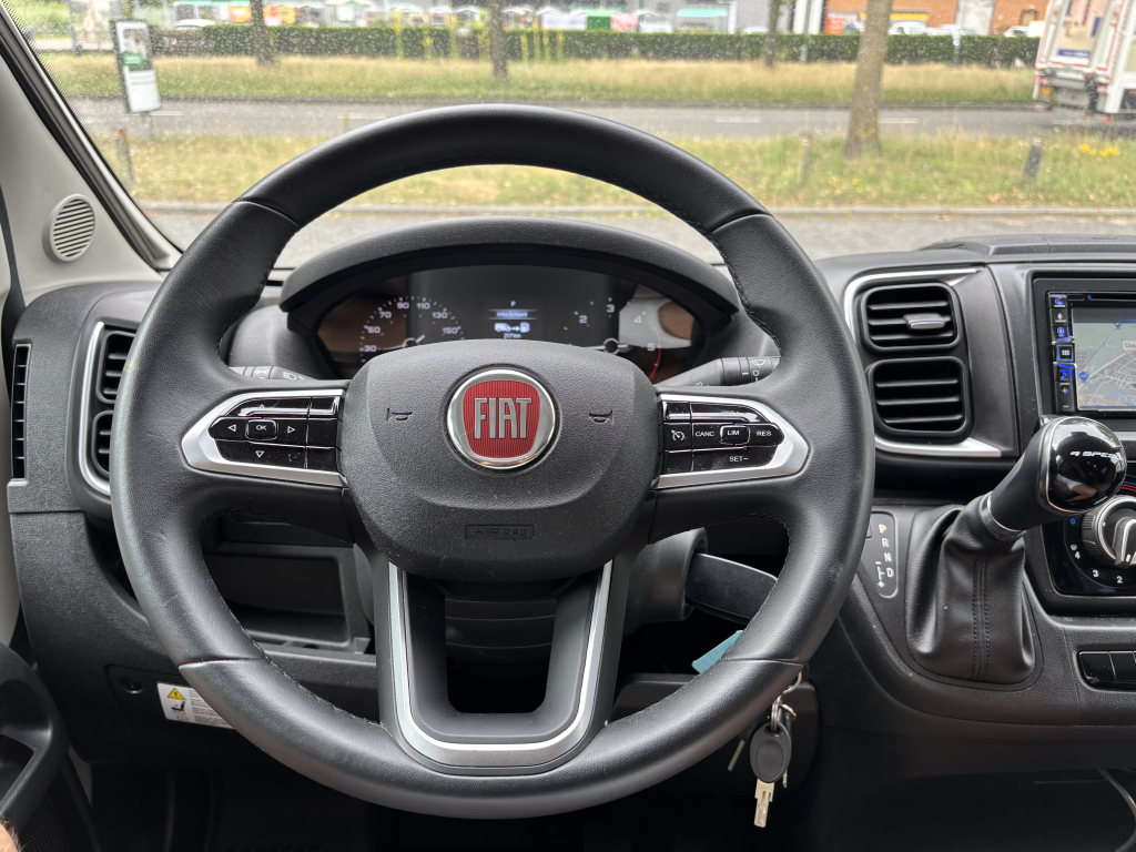 Carthago Malibu 600 LE CAMAS INDIVIDUALES + TECHO ELEVABLE 9T AUTOM&Aacute;TICO foto: 10