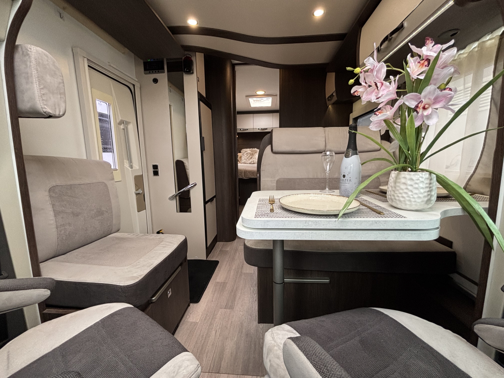 Benimar Tessoro 495 UP CAMA CENTRAL + CAMA ABATIBLE GARAJE XXL 6.99M foto: 17