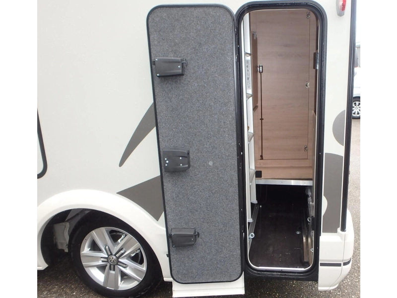 Knaus Tourer CUVision 500 LT NU VOOR € 89.950,00  foto: 8