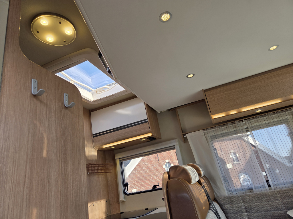 Sunlight T69i 2018 Fiat 150 PS Queensbett Foto: 25