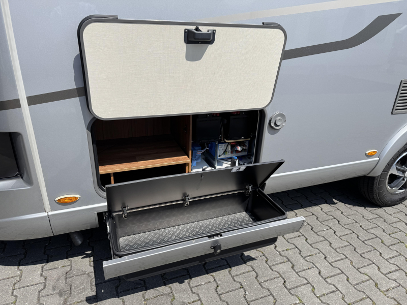 Hymer Tramp SL 588 - Automaat -  foto: 21
