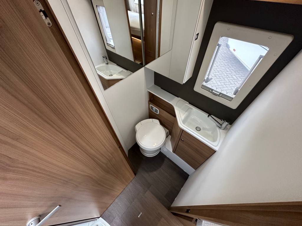 ADRIA CORAL 670 SL AXESS foto: 24