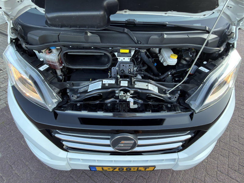 Hymer Exsis-T 588 LENGTE BEDDEN-LUCHTVERING  foto: 22