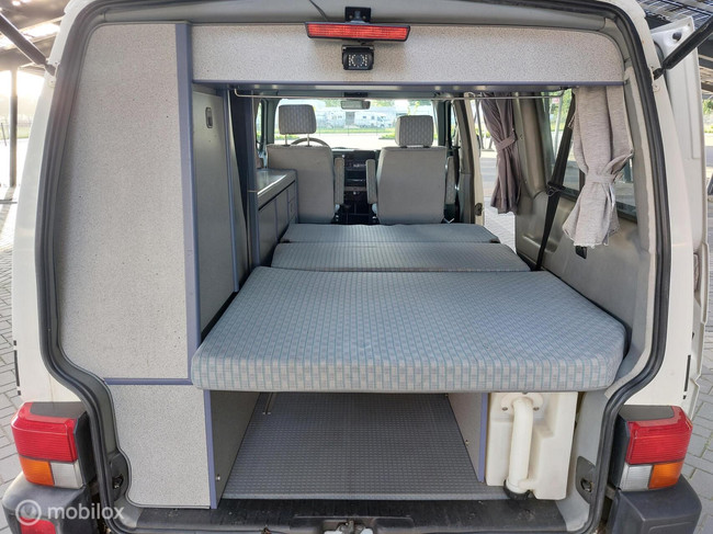 Volkswagen T4 California Westfalia 2.4D Automaat Apk 06-2028 foto: 18