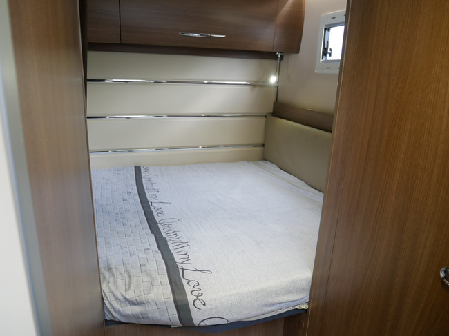 Chausson 614 Welcome, Hefbed, Dwarsbed, XXL Garage!! foto: 17