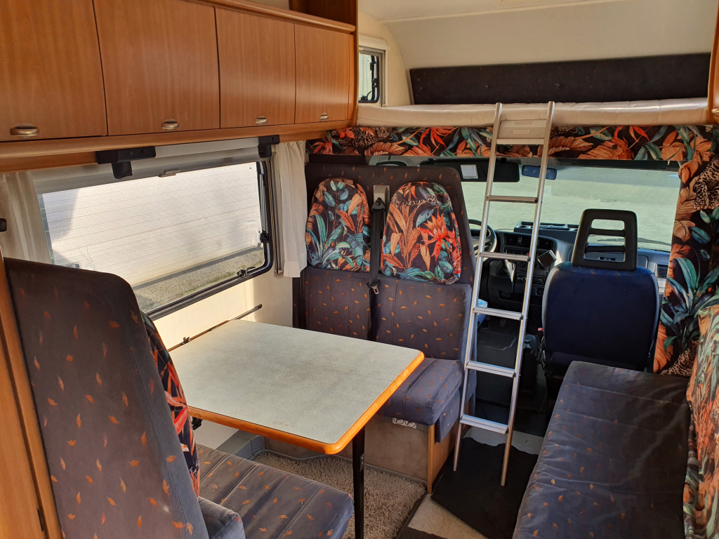 Fiat Ducato 2.8 tdi Bürstner 2 zonnepanelen 6 zitplaatsen foto: 9